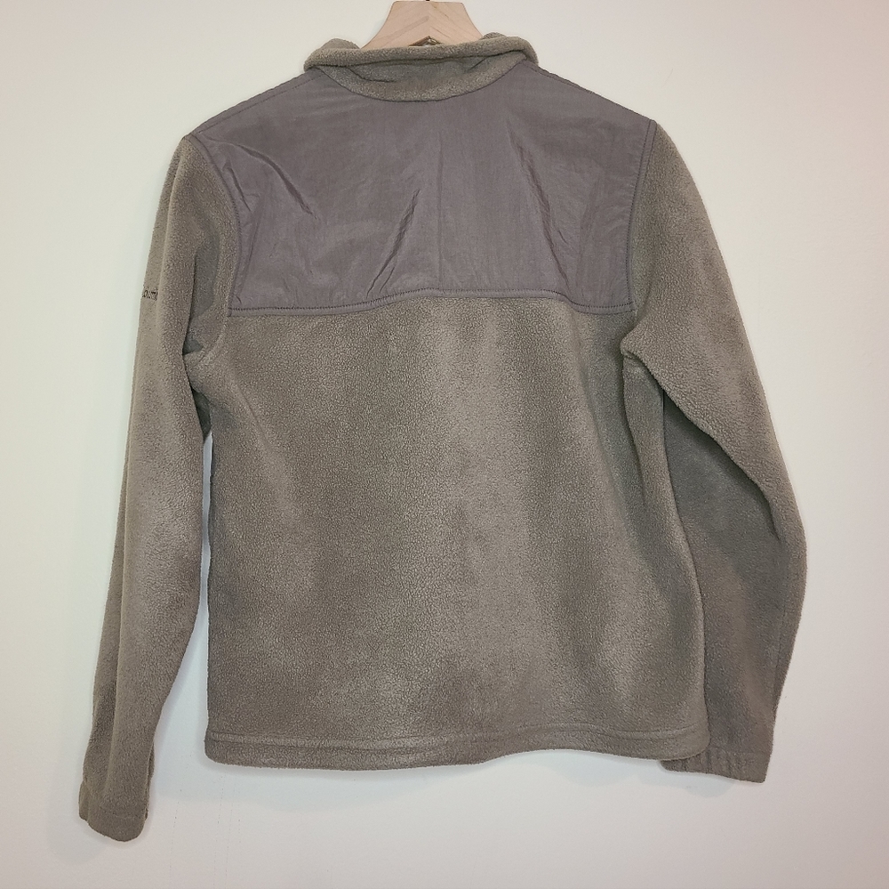Columbia Jacket Medium - image 2